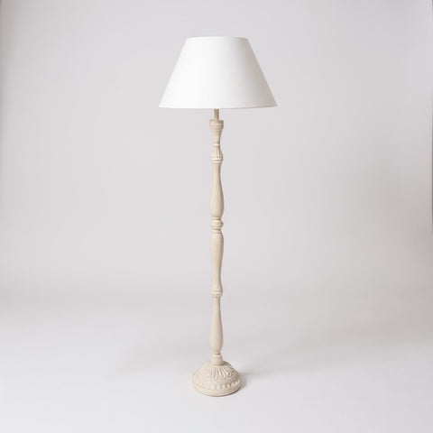 Piantana “Ross” in Legno e Lino Bianca – Stile Shabby Chic (160cm)