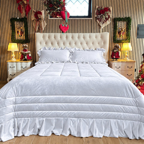 Trapunta matrimoniale in velluto con balza plissettata colore Bianco – Kaluka Shabby Chic